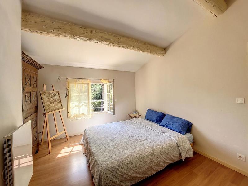 Maison - 210 m² - 6 pièces