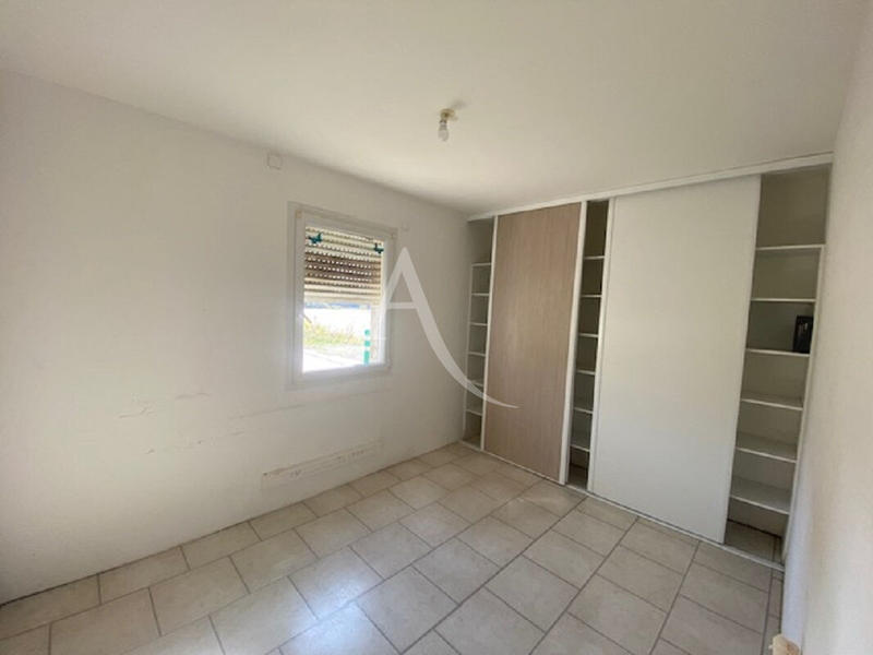 Local d'activité / Entrepôt - 159 m²