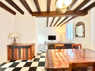 Maison - 144 m² - 7 pièces