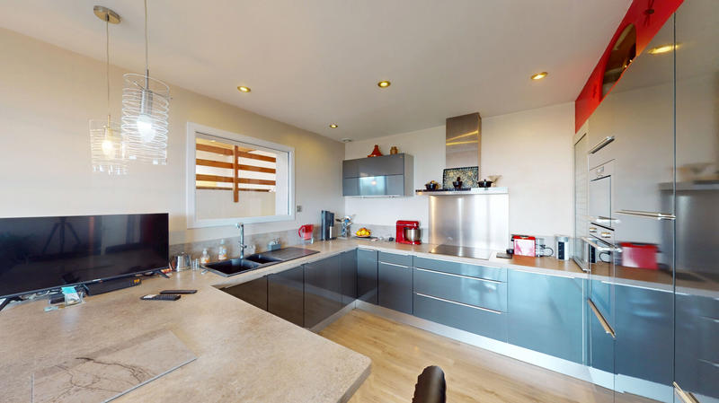 Maison - 159 m² - 6 pièces