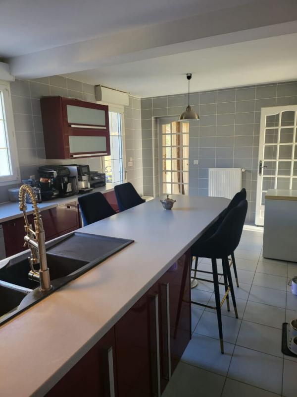 Maison - 224 m² - 8 pièces