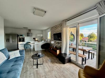 Appartement - 60 m² - 3 pièces