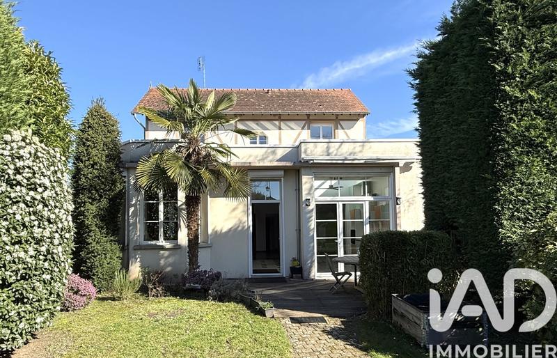 Maison - 180 m² - 6 pièces