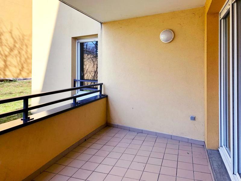 Appartement - 99 m² - 5 pièces