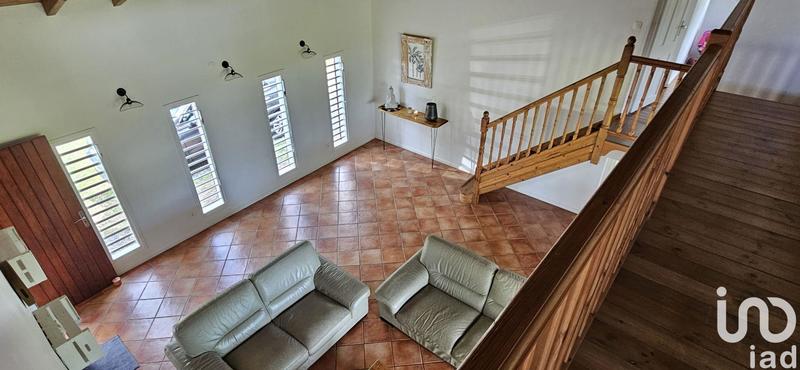 Maison - 211 m² - 9 pièces