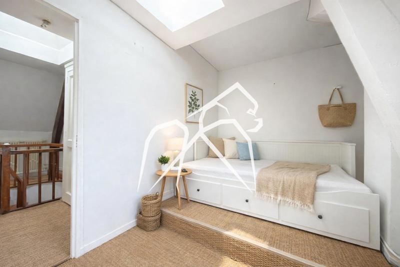 Appartement ancien - 76 m² - 5 pièces