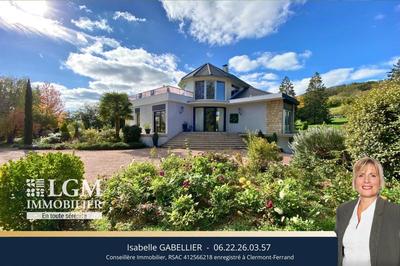 Villa - 288 m² - 6 pièces