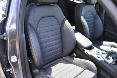 Alfa Romeo Giulia 160 at8 sprint toit ouvrant