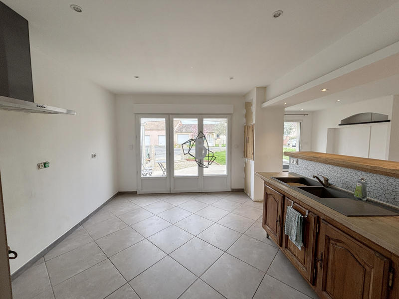 Maison - 98 m² - 4 pièces