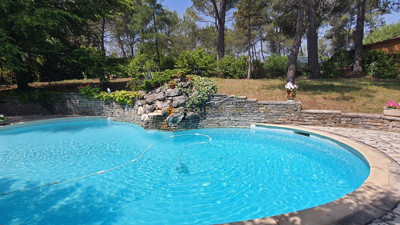 Villa - 141 m² - 5 pièces