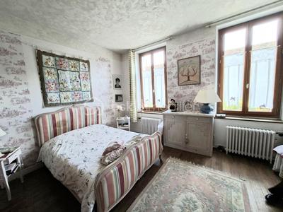 Propriété - 358 m² - 7 pièces