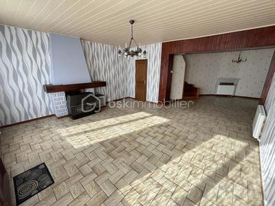 Maison - 104 m² - 5 pièces