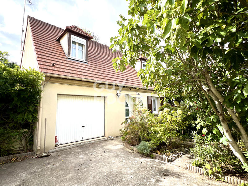 Maison - 89 m² - 5 pièces