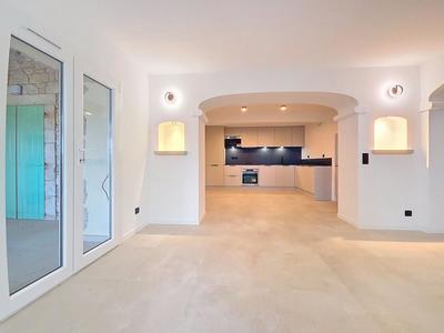 Duplex - 152 m² - 5 pièces