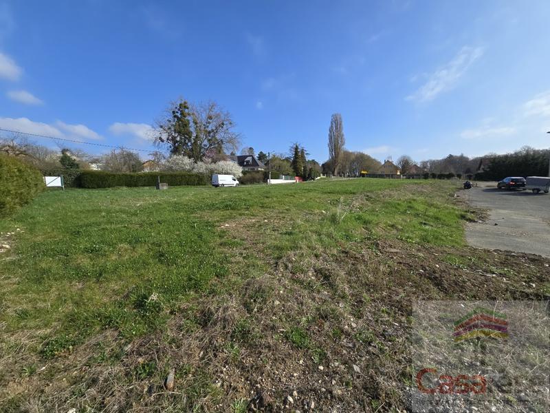 Terrain constructible - 800 m²