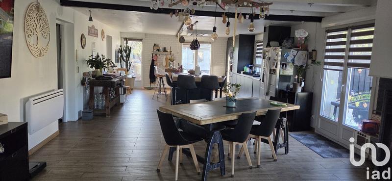 Maison - 198 m² - 5 pièces