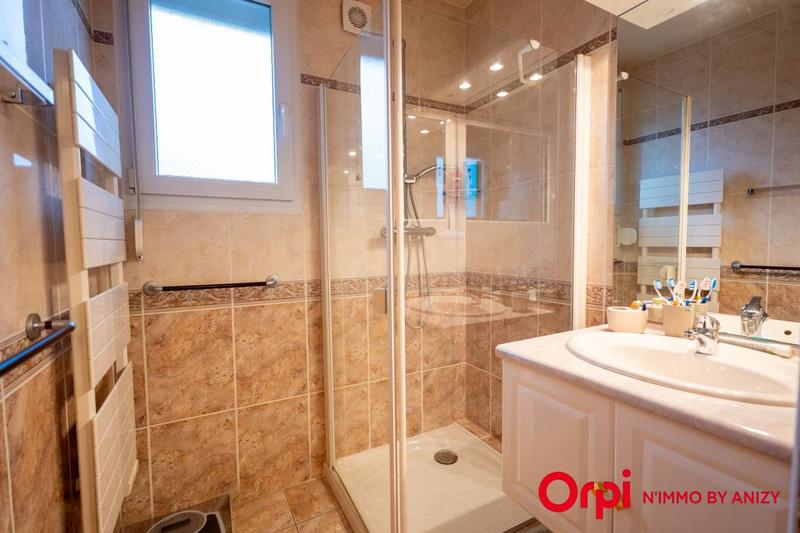 Maison - 120 m² - 4 pièces