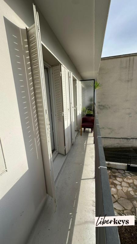 Studio - 30 m² - 1 pièce