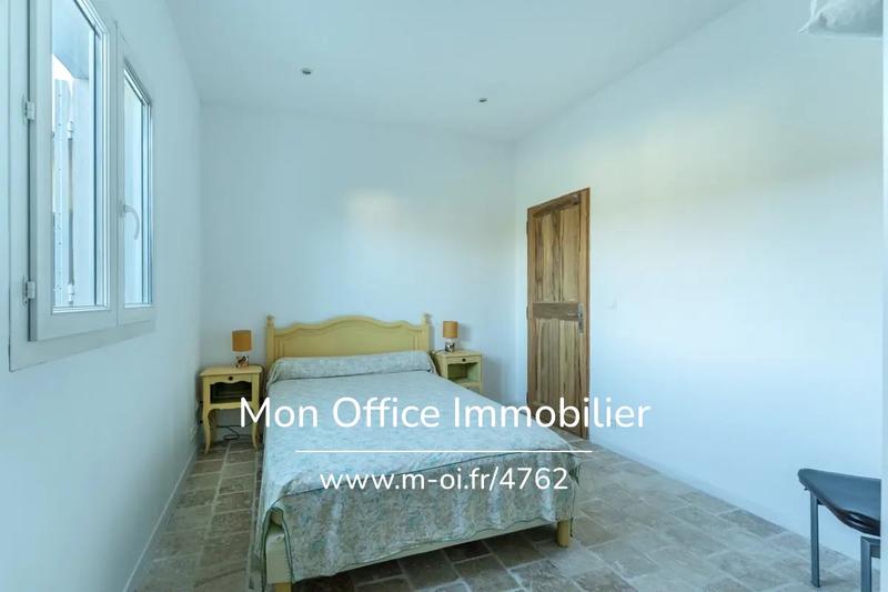 Villa - 200 m² - 7 pièces