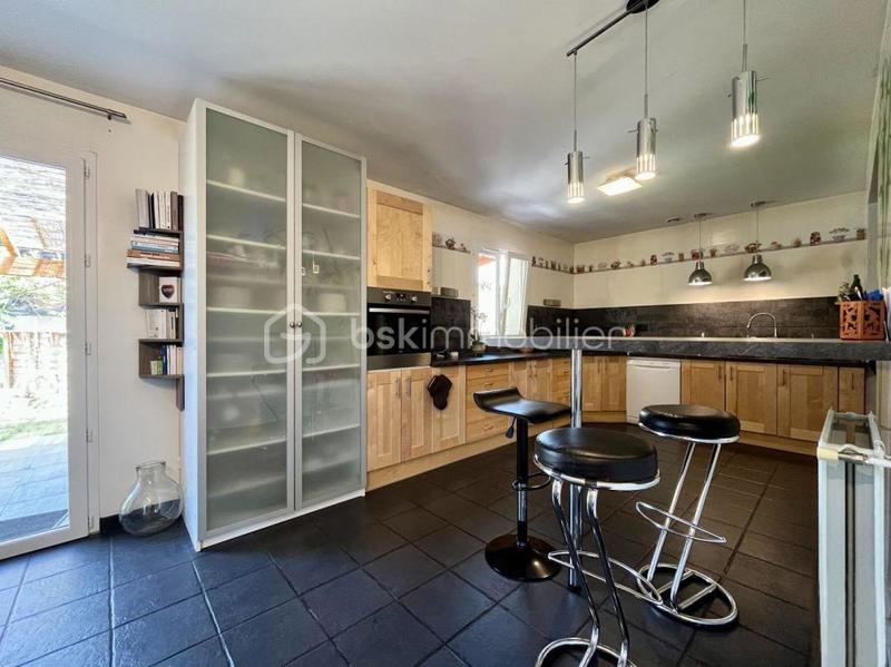 Maison - 147 m² - 6 pièces