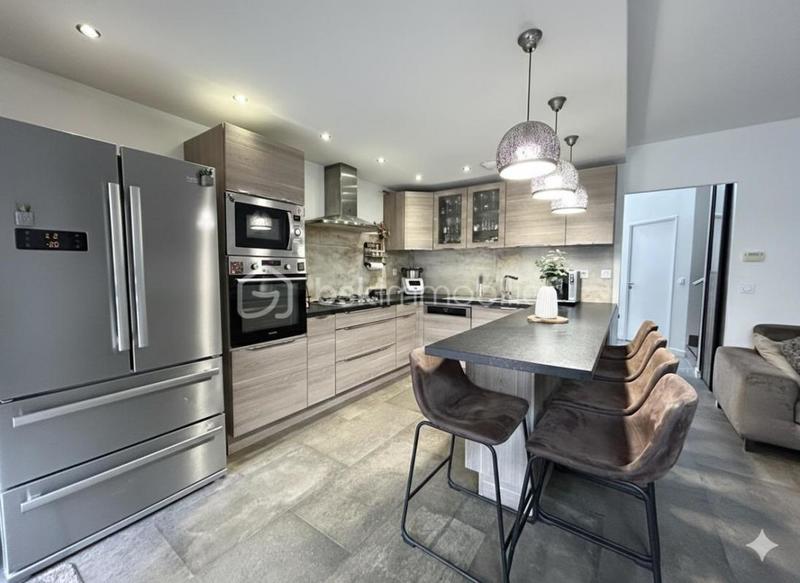 Maison de ville - 82 m² - 4 pièces