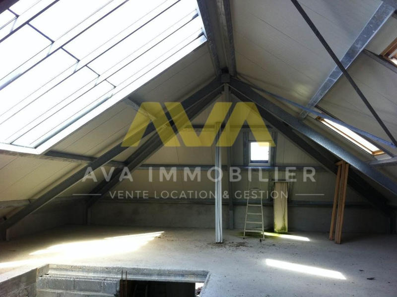 Maison - 300 m² - 7 pièces