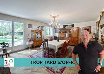 Propriété - 167 m² - 6 pièces