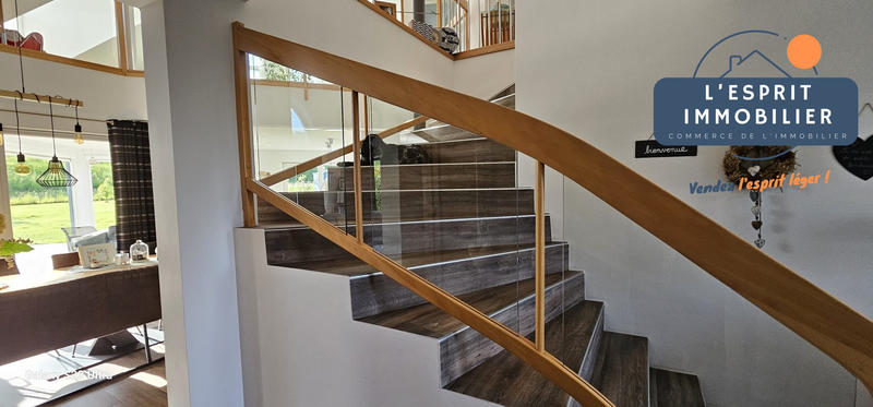 Villa - 225 m² - 6 pièces