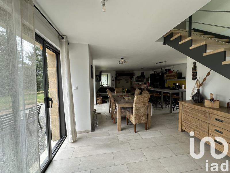 Maison - 145 m² - 7 pièces