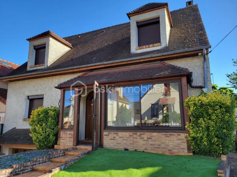 Pavillon - 120 m² - 7 pièces