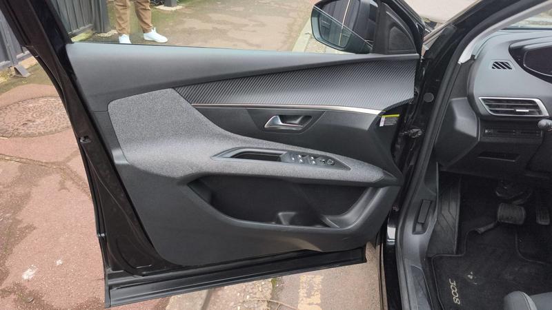 Peugeot 3008 1.5 BlueHDi 130 Eat8 Active Business