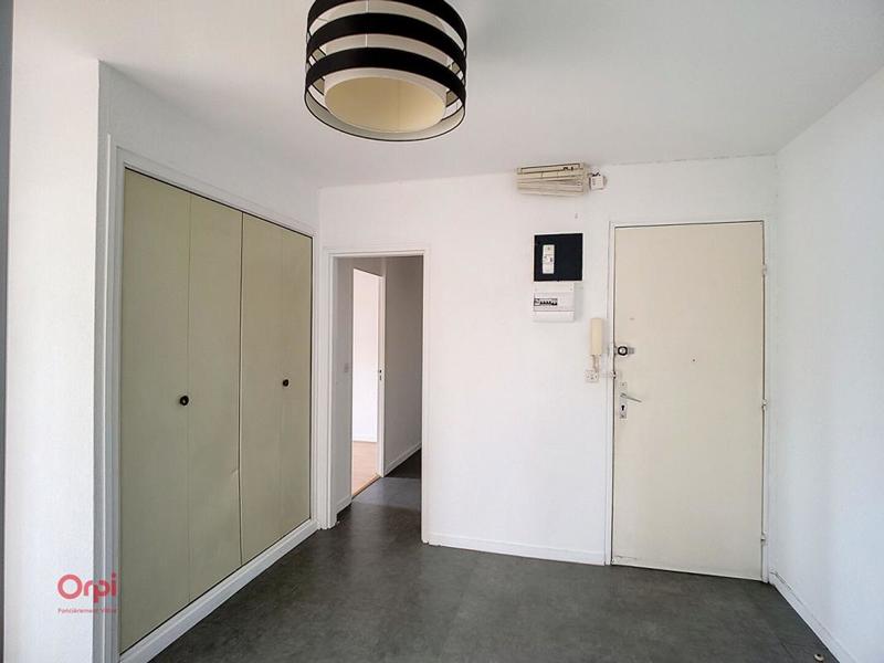 Appartement - 81 m² - 3 pièces