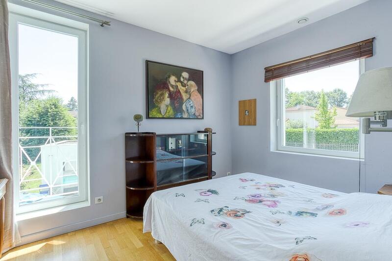 Maison - 175 m² - 7 pièces