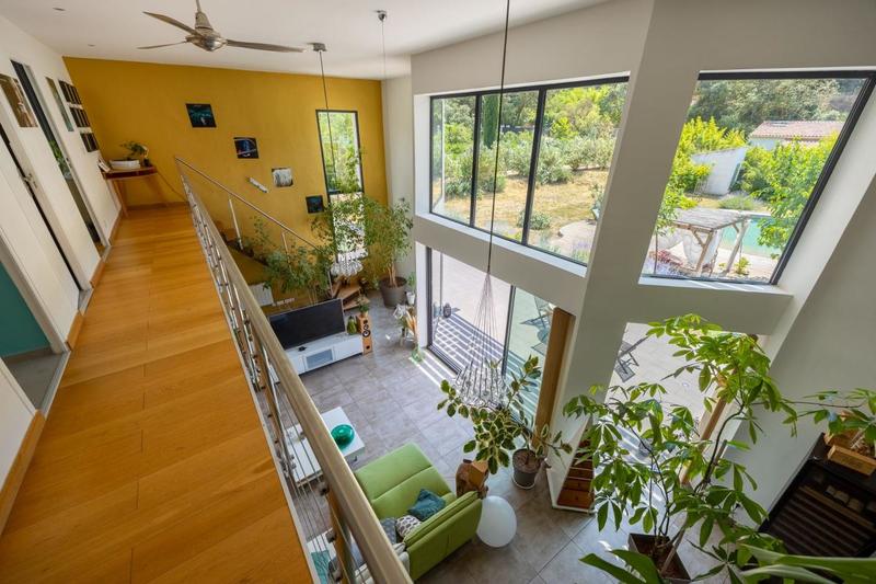 Villa - 235 m² - 2 pièces