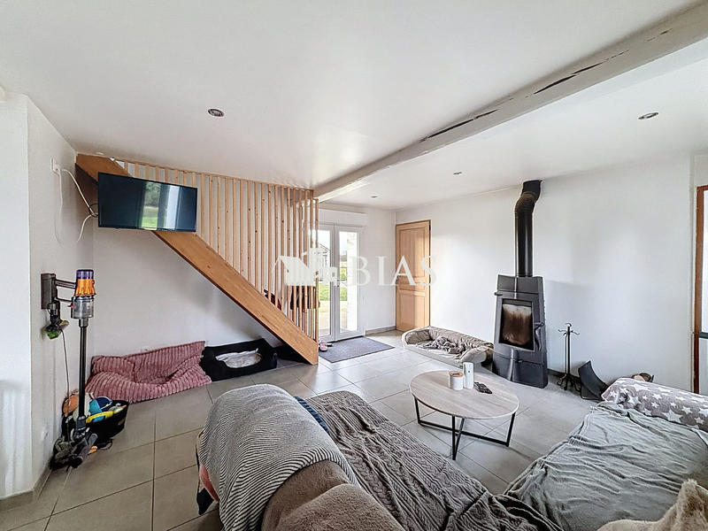 Maison - 100 m² - 5 pièces