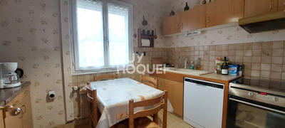 Maison - 84 m² - 5 pièces