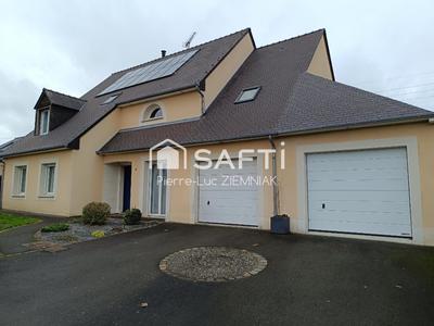 Maison - 177 m² - 7 pièces