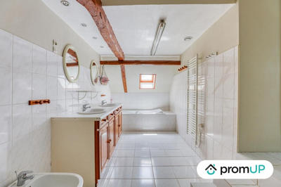 Maison - 177 m² - 5 pièces