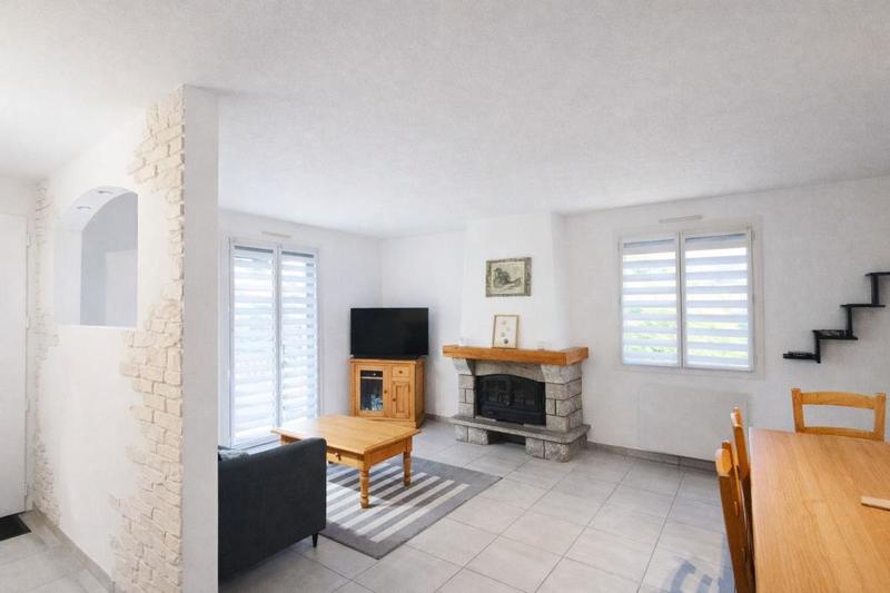 Maison - 93 m² - 4 pièces