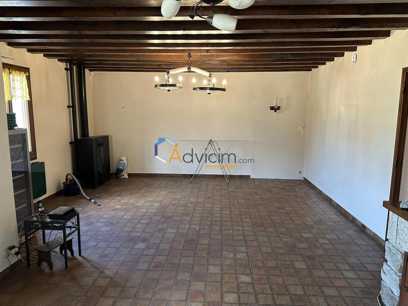 Maison - 220 m² - 6 pièces