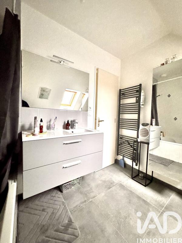 Maison - 95 m² - 6 pièces