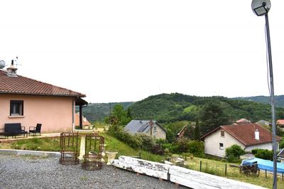 Maison - 105 m² - 6 pièces