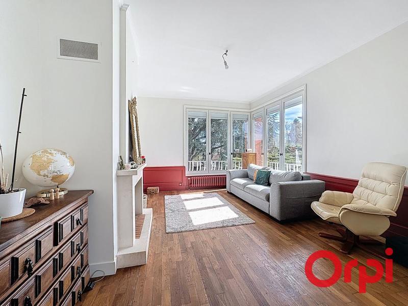 Maison - 189 m² - 7 pièces