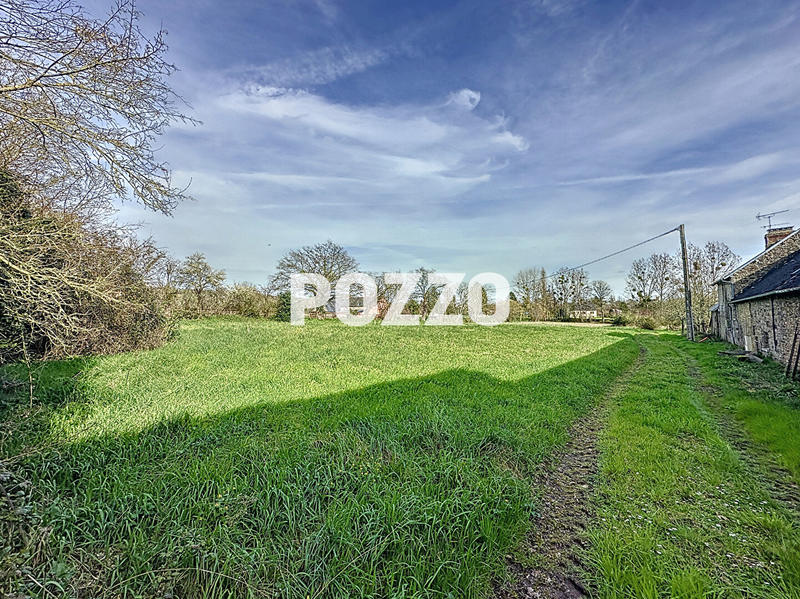 Maison - 330 m² - 16 pièces