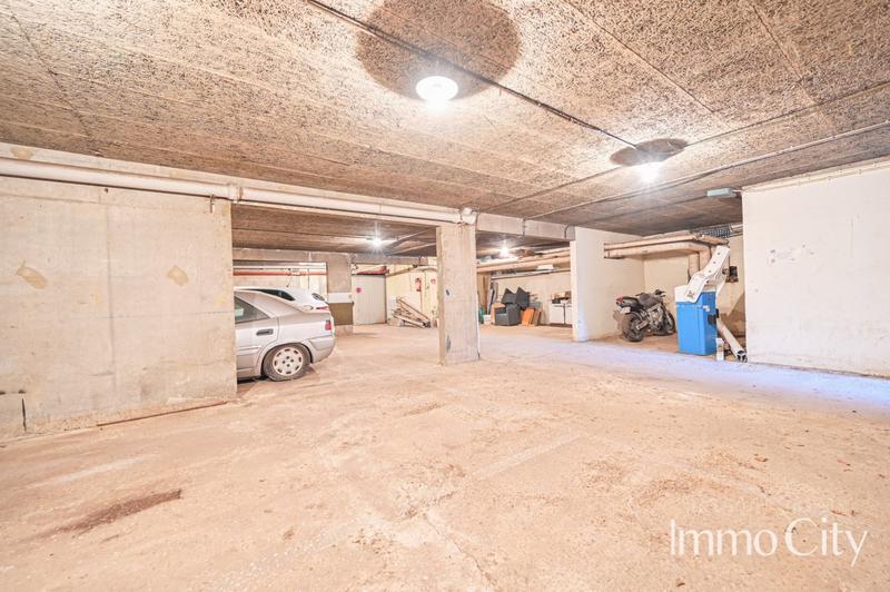 Parking - 14 m²
