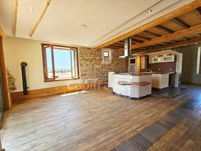 Maison - 182 m² - 9 pièces