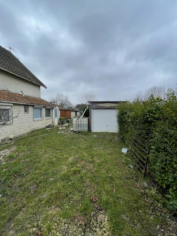 Maison - 122 m² - 7 pièces