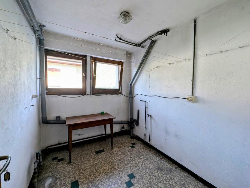 Immeuble - 302 m² - 1 pièce