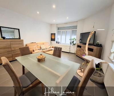 Maison - 84 m² - 4 pièces