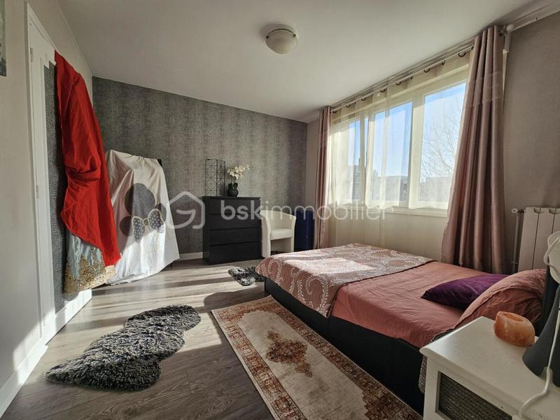 Maison - 177 m² - 8 pièces